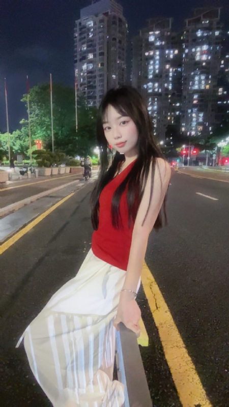 哈哈的第二张照片--汕头相亲服务中心