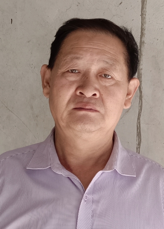 奋斗的第三张照片--汕头相亲服务中心