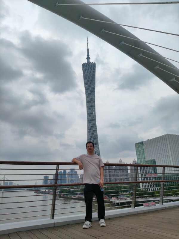 幻胧的第一张照片--汕头相亲服务中心