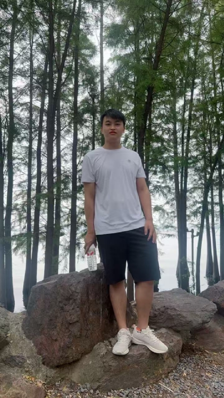 嗯嗯的第一张照片--汕头相亲服务中心