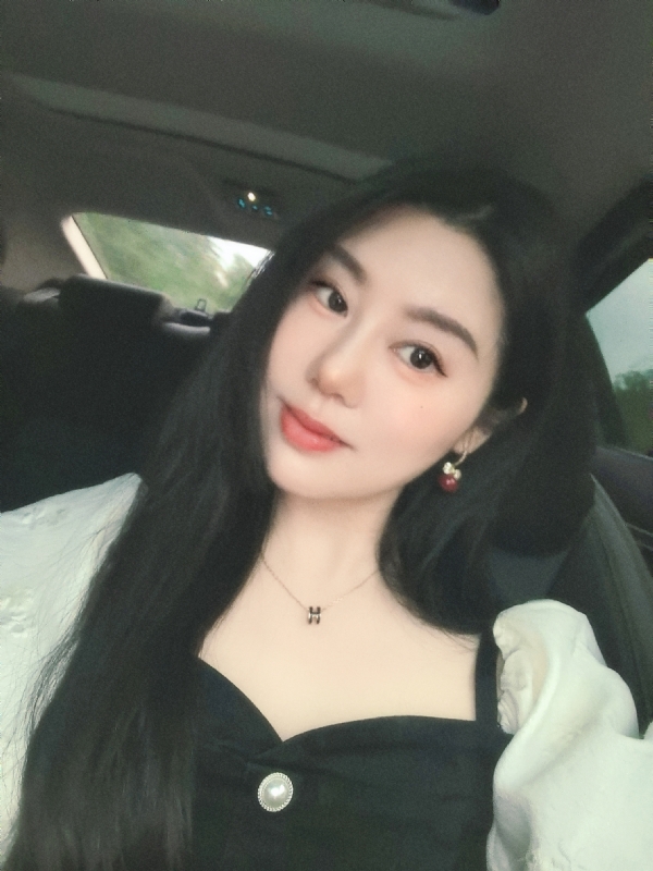 潇潇暮雨的第一张照片--汕头相亲服务中心