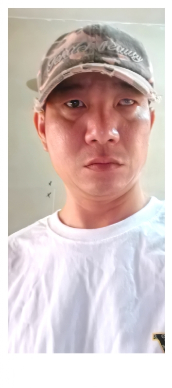 小心做人的第三张照片--汕头相亲服务中心