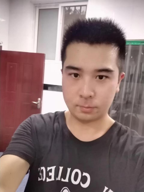 89WANG的第一张照片--汕头相亲服务中心