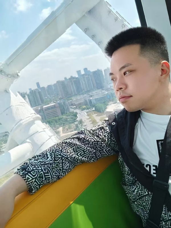 唐山相亲的第三张照片--汕头相亲服务中心