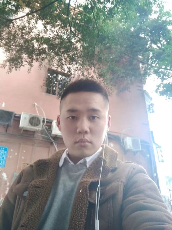 想了很久的男人的第一张照片--汕头相亲服务中心