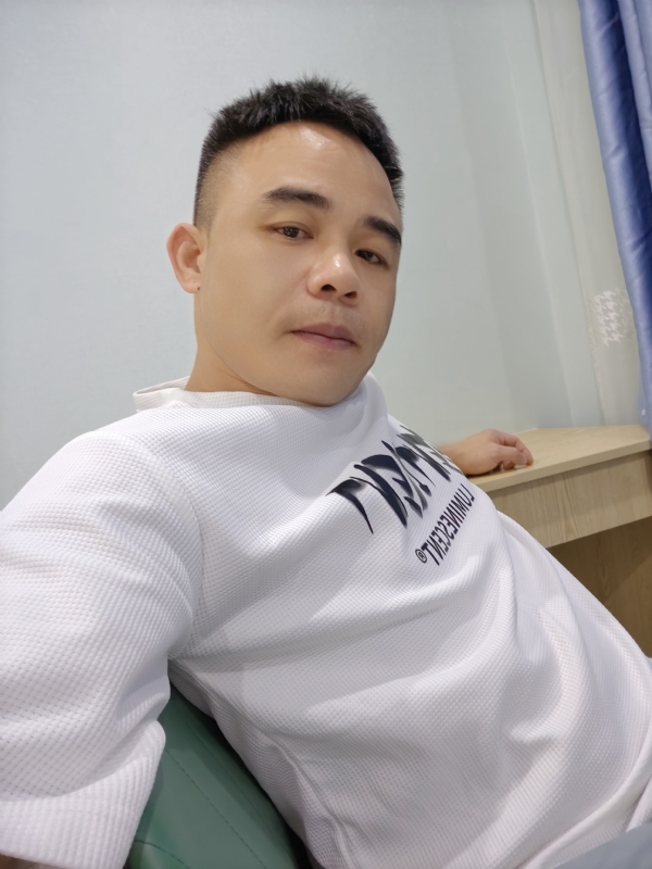 下一站的我的第二张照片--汕头相亲服务中心