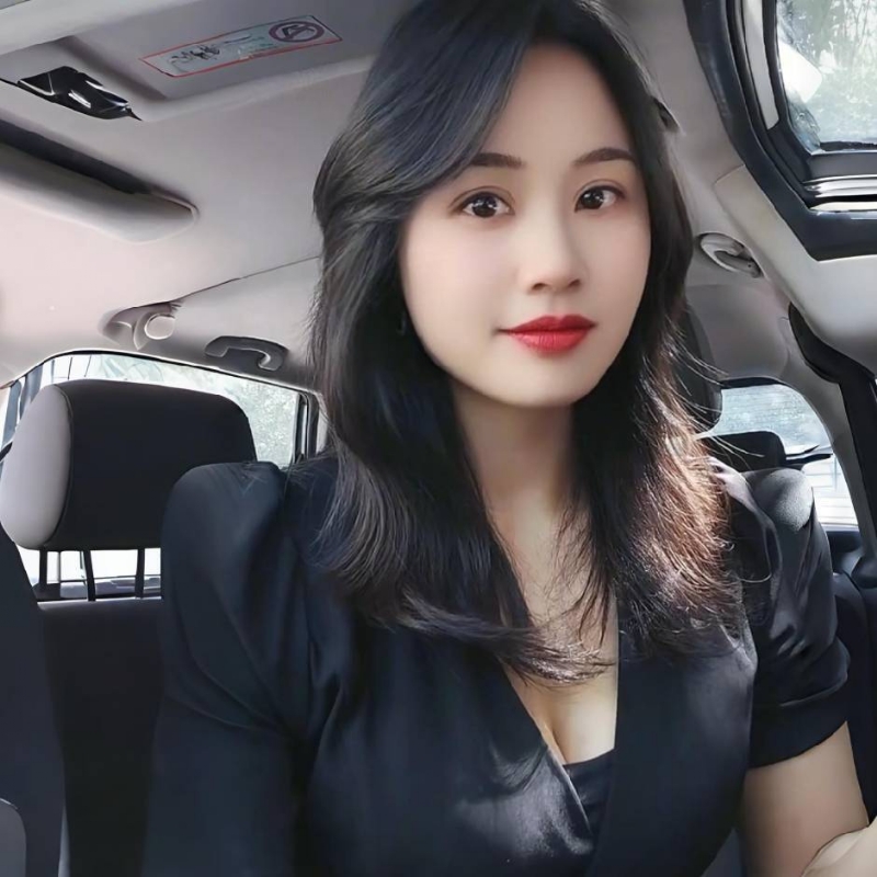 雪莲的第一张照片--汕头相亲服务中心