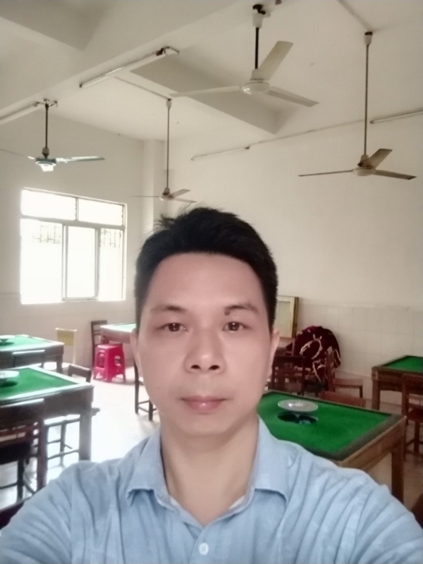 笑对人生的第一张照片--汕头相亲服务中心