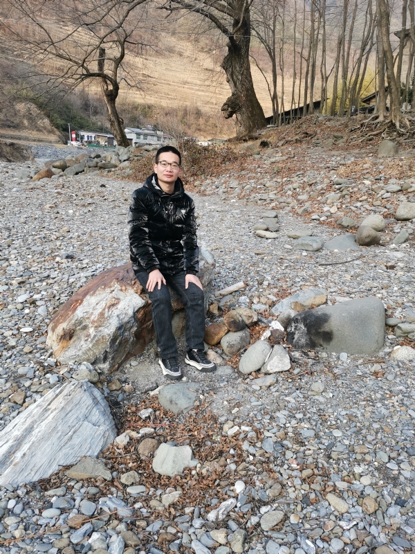 众里寻她的第一张照片--汕头相亲服务中心