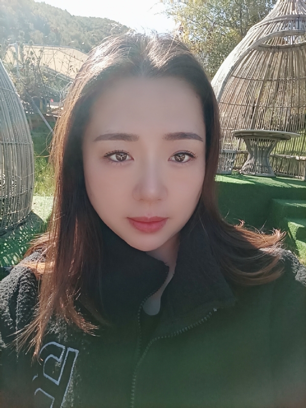 阿燕的第一张照片--汕头相亲服务中心