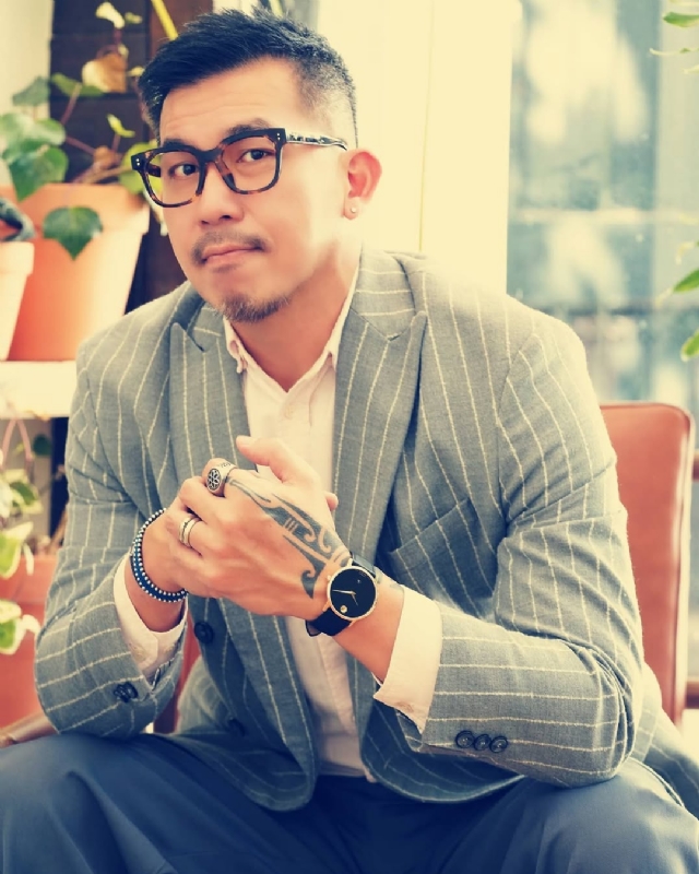 晚风渡半舟的第一张照片--汕头相亲服务中心