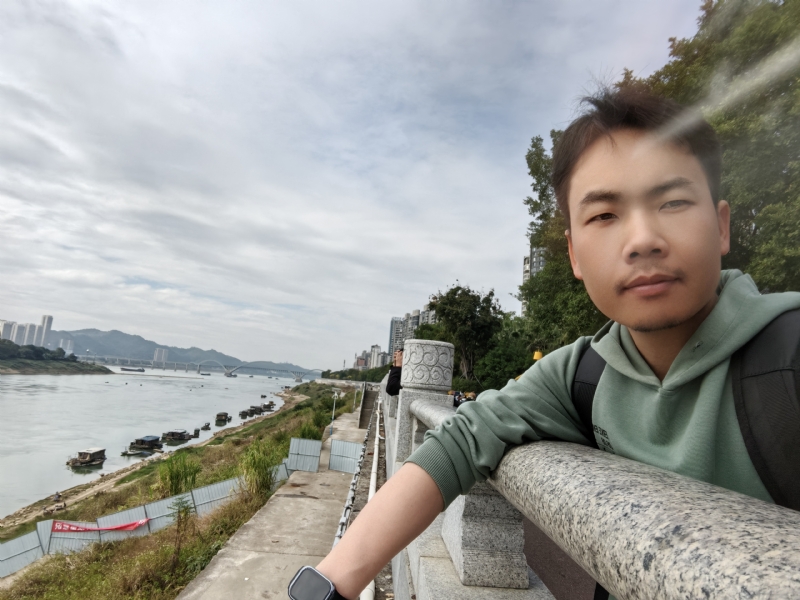 向往爱情的第四张照片--汕头相亲服务中心