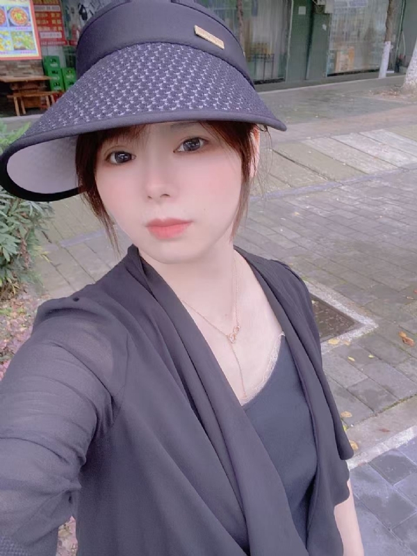 敏宝的第三张照片--汕头相亲服务中心