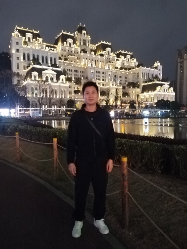 另一半的她的第三张照片--汕头相亲服务中心