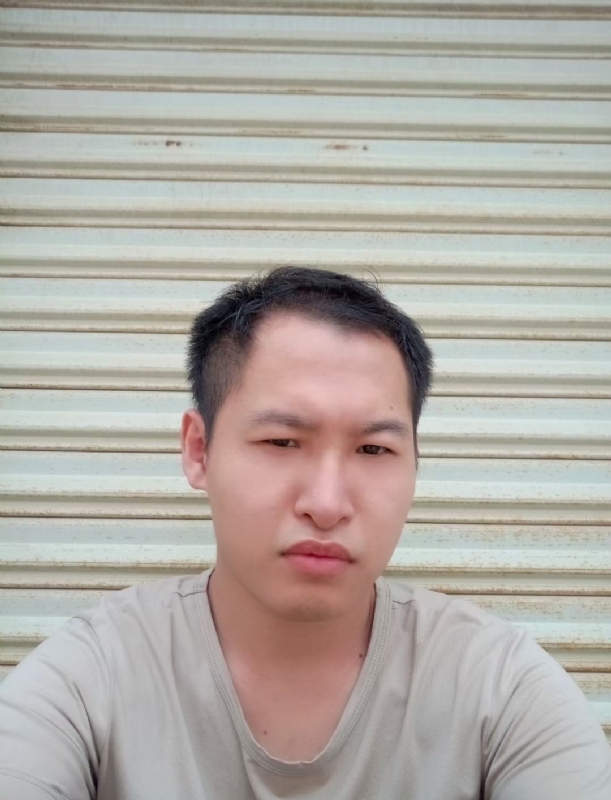 小立的第二张照片--汕头相亲服务中心