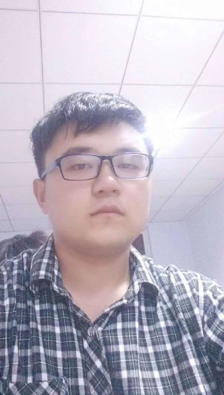 颜色不一样的黄的第一张照片--汕头相亲服务中心