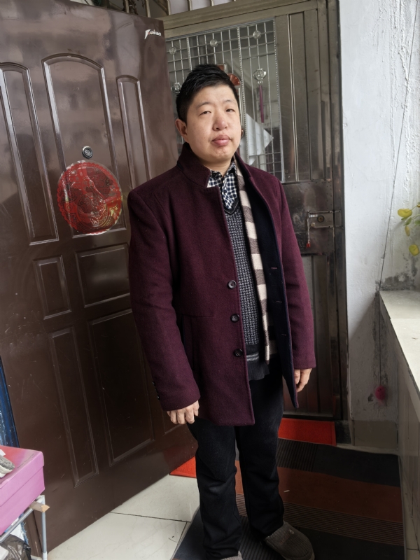 卢显澳的第一张照片--汕头相亲服务中心