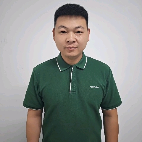 93年单身的第一张照片--汕头相亲服务中心