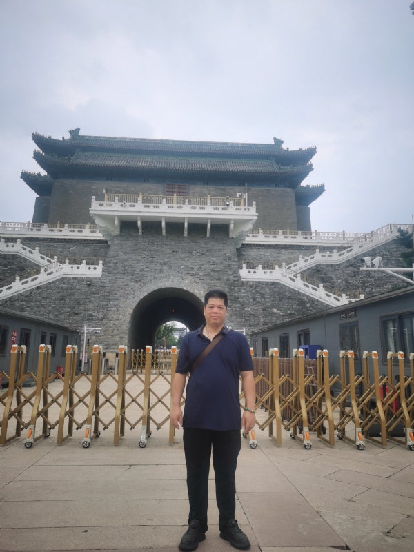 伟哥的第一张照片--汕头相亲服务中心