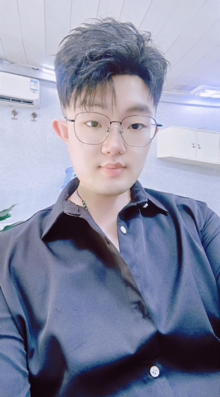 赵财进宝的第二张照片--汕头相亲服务中心