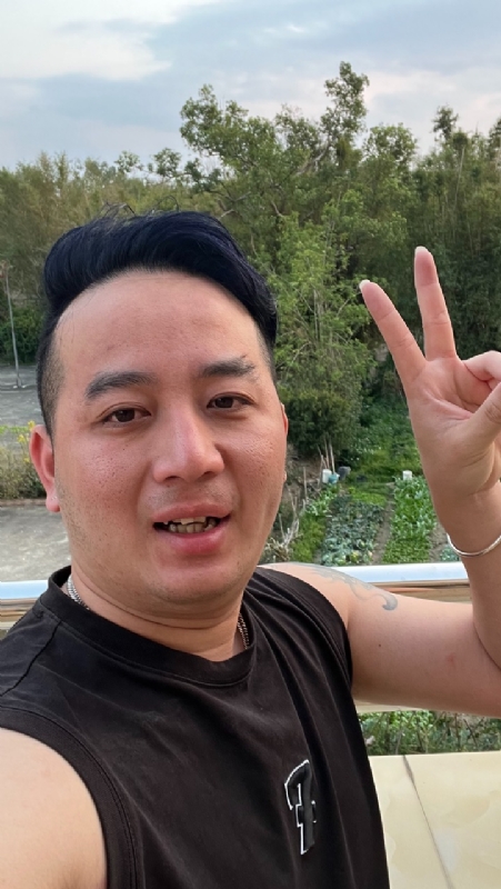 暖心的第一张照片--汕头相亲服务中心