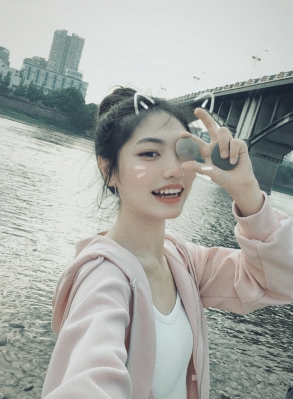 昭十晰的第二张照片--汕头相亲服务中心