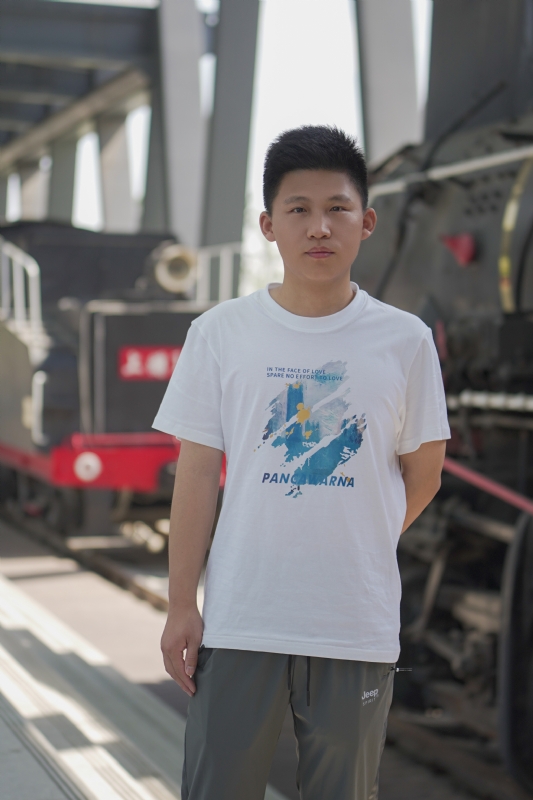 天行健的第一张照片--汕头相亲服务中心