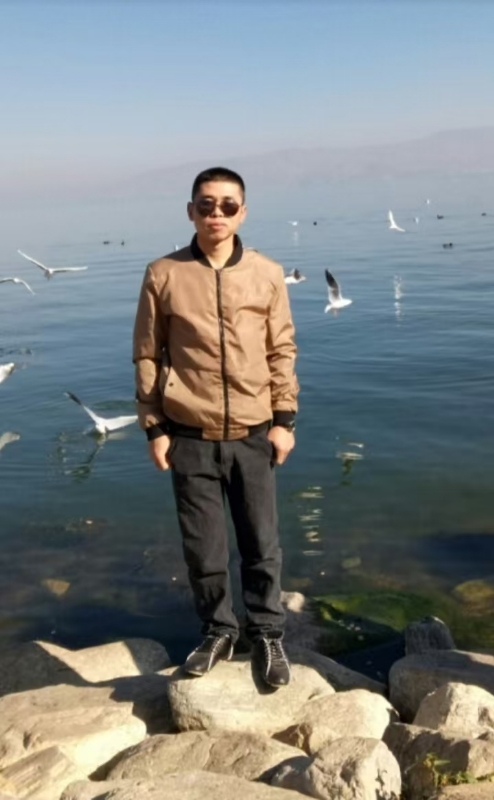 追光者的第一张照片--汕头相亲服务中心